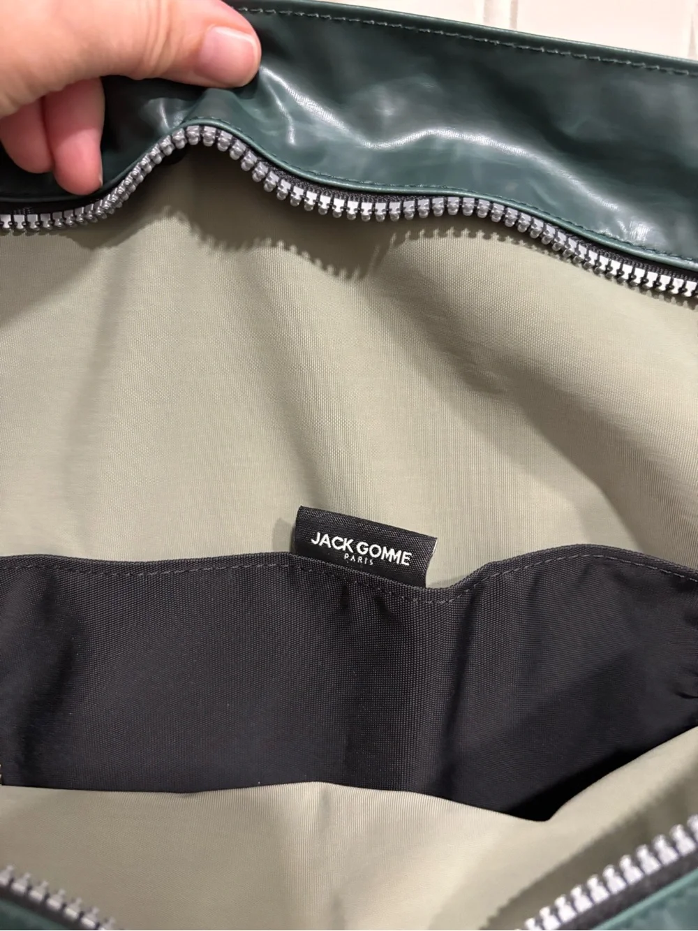 Jack Gomme Chicago Escape Travel Bag